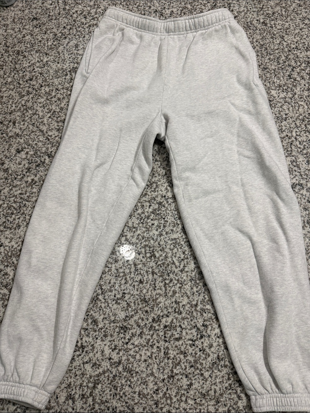 Aritzia Light Gray Cropped Sweatpants - Casual Ankle Joggers